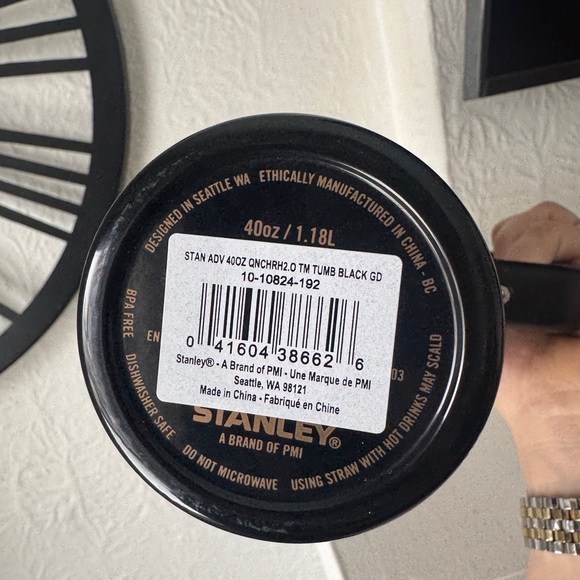 Stanley Black and Gold Travel Mug - Picture 6 of 6